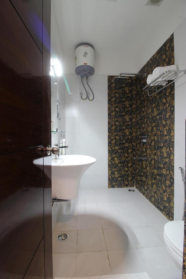 Hotel K11 Haldwani Exterior photo